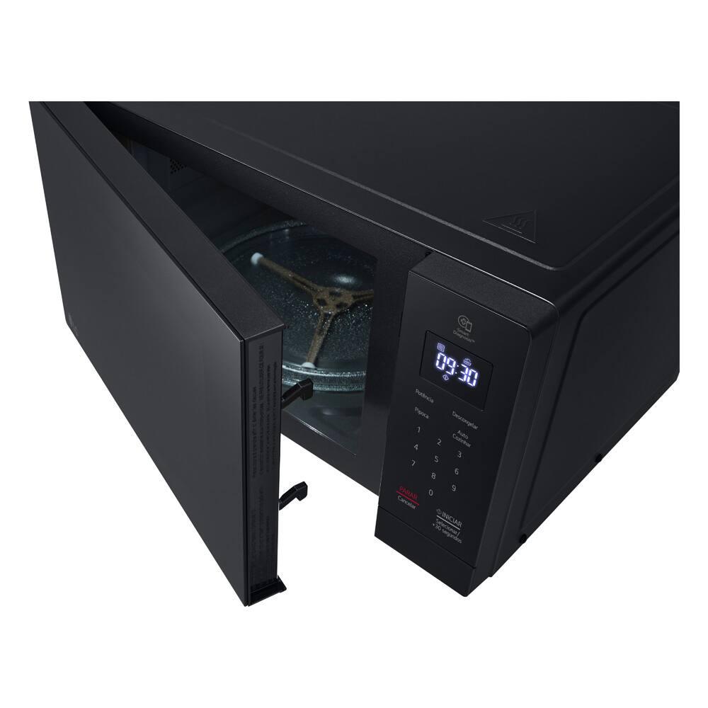 Forno de Micro-ondas LG NeoChef MS3033D com Função limpa fácil e Receitas Pré-programadas - 30 litros - 9