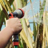 Conjunto para Irrigação Tramontina com Engates Rápidos e Hidropistola - 4 Peças - 3