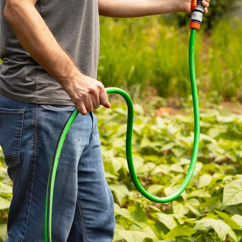 Mangueira Tramontina Flex para Jardim Verde com Faixa Preta em PVC 4 Camadas, Engate Rápido, Engate Rosqueado, Hidropistola e Suporte – 15 Metros - 3