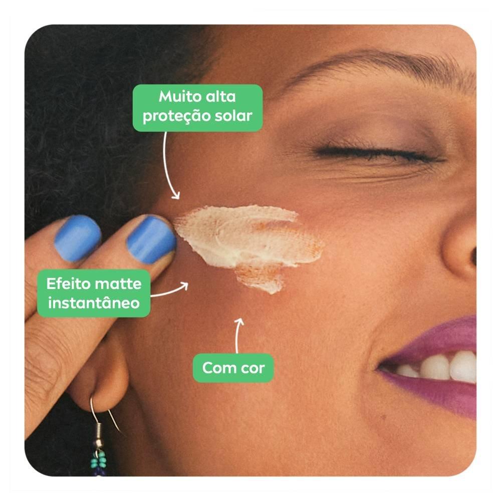 Protetor Solar Facial Nivea Beauty Expert Controle De Oleosidade Com Cor Média Fps 60 50g - 3