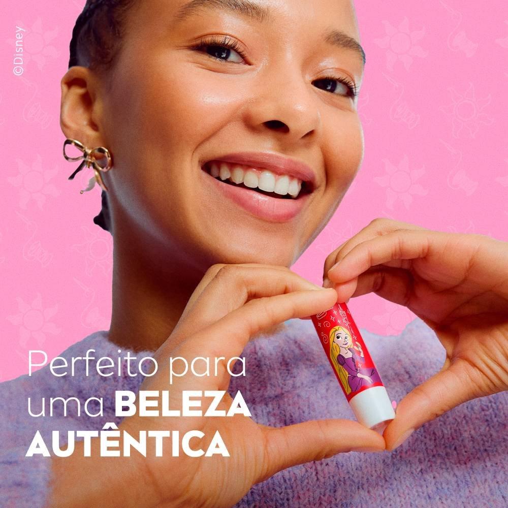 Hidratante Labial Nivea Morango Silvestre Ed. Limitada Rapunzel Disney Princesas 4,8g - 4