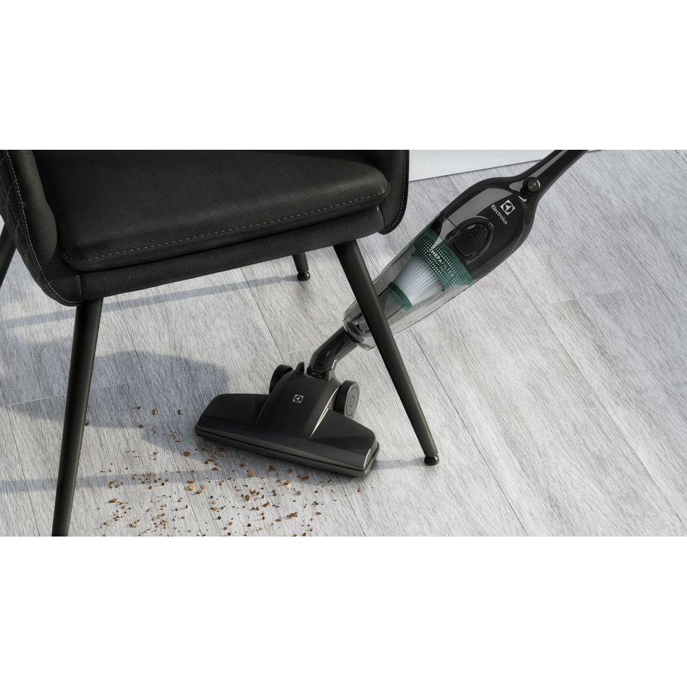 Aspirador de Pó Vertical com Fio Electrolux 1100W 2 em 1 Filtro HEPA Preto (STK12) - 6