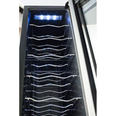 Adega de Vinho Climatizada Electrolux 8 garrafas Uma Porta Acabamento em Alumínio (ACB08)