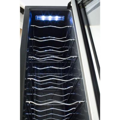 Adega de Vinho Climatizada Electrolux 12 garrafas Uma Porta Acabamento em Alumínio (ACB12)