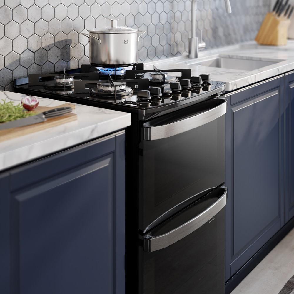 Fogão 4 bocas Electrolux Preto Experience Mesa vidro, 2 Fornos e Tripla Chama (FE4DP) - 9