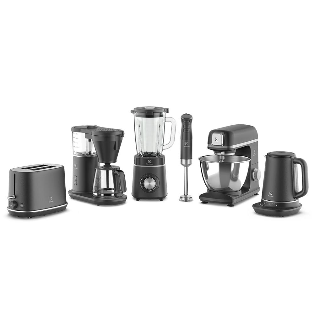 Cafeteira Elétrica Electrolux Automática 31 Xicaras Expert com Tecnologia PerfectSense Preta (CMP70) - 3