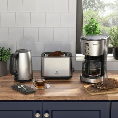 Torradeira Elétrica Electrolux Inox Experience com 7 Níveis de Tostagem (ETS25)