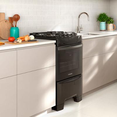 Fogão 4 Bocas Continental Preto Mesa de Vidro, Forno Eco Turbo e Grades Ferro Fundido (FC4GB)
