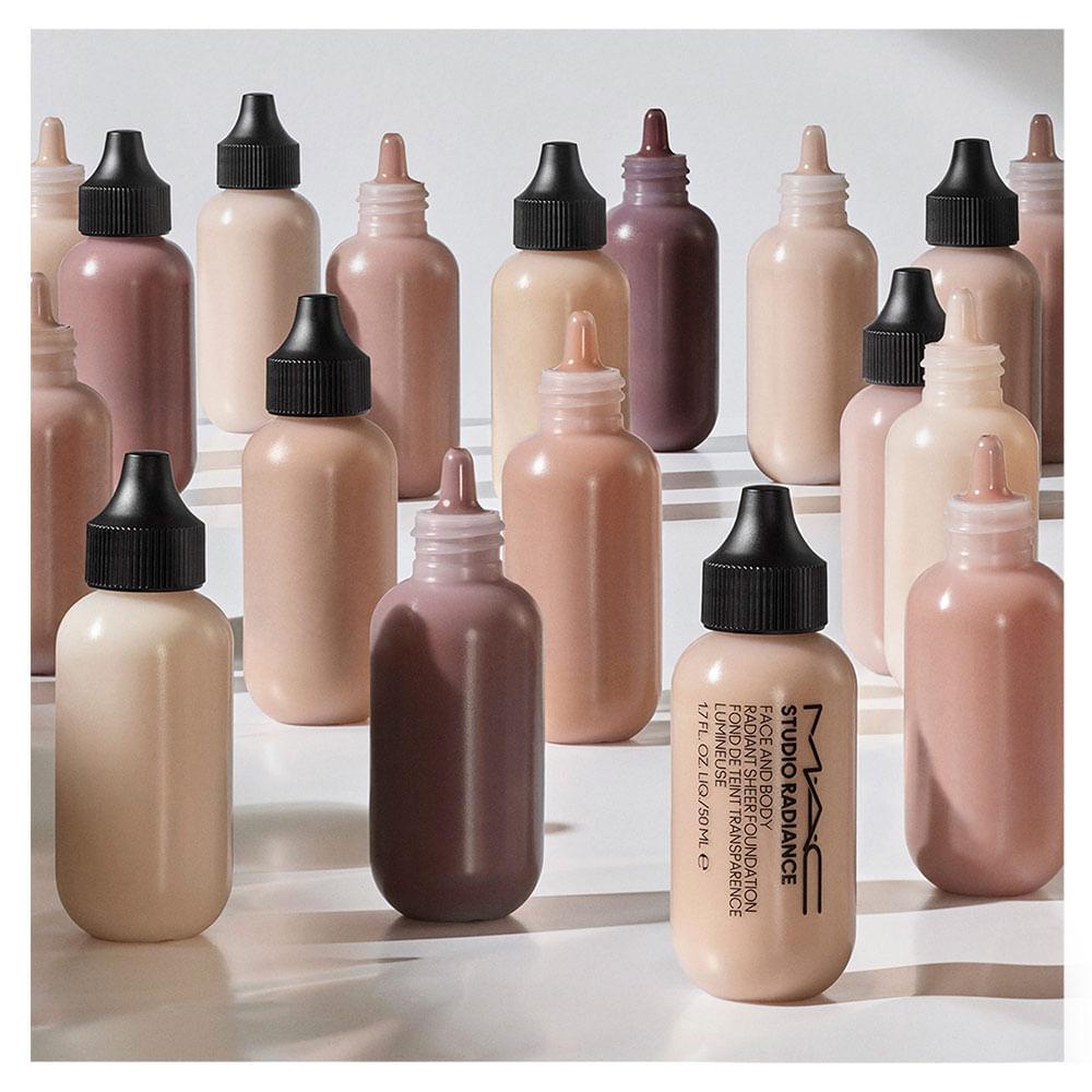 Base MAC Face and Body Natural Radiance Tons Escuros - 7