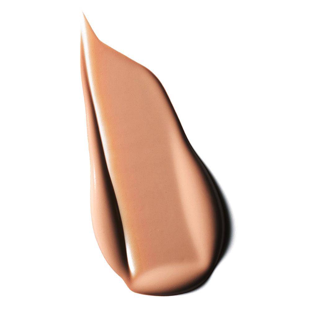 Base MAC Face and Body Natural Radiance Tons Claros - 3