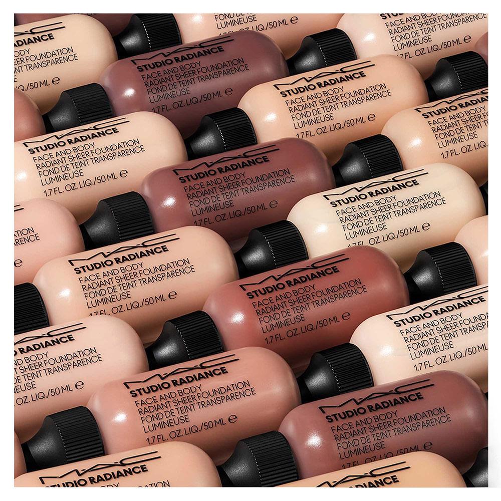 Base MAC Face and Body Natural Radiance Tons Claros - 6