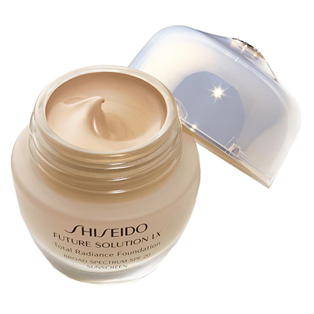 Base Facial Shiseido - Future Solution LX Total Radiance Foundation - 4