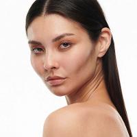 Base Líquida Hidratante Mac - Studio Radiance Serum Powered