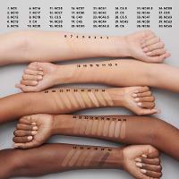 Base Líquida M·A·C Soft Matte Studio Fix - Tons Claros FPS15