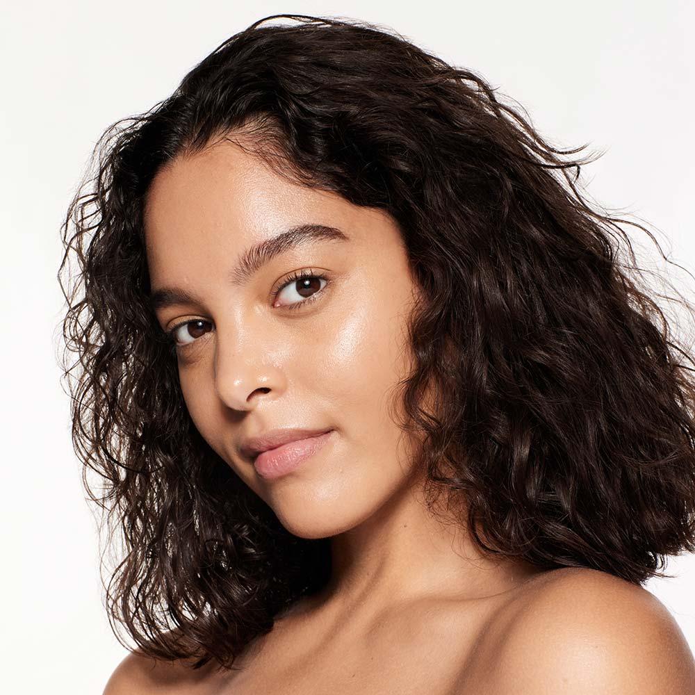 Base Líquida Shiseido - Revitalessence Skin Glow Foundation FPS 30 - 5