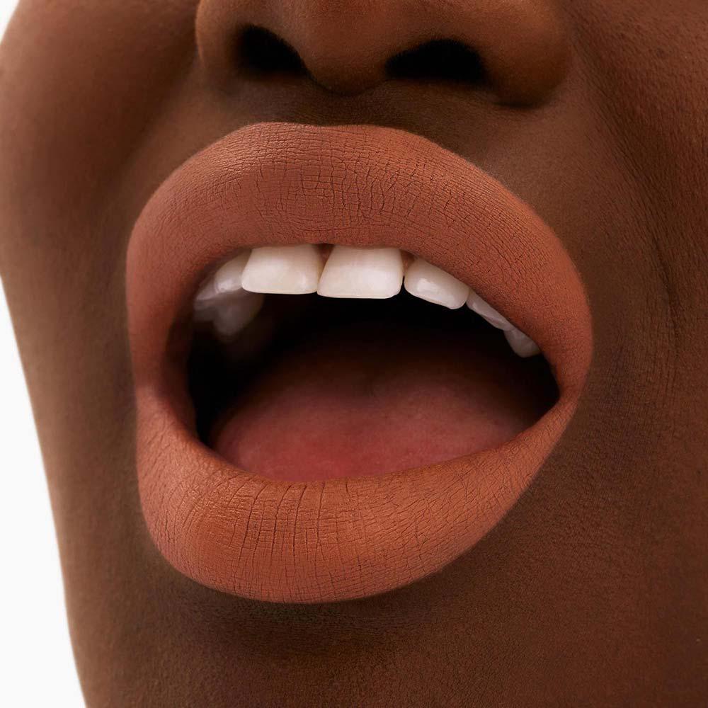 Batom Matte MAC Locked Kiss - 5
