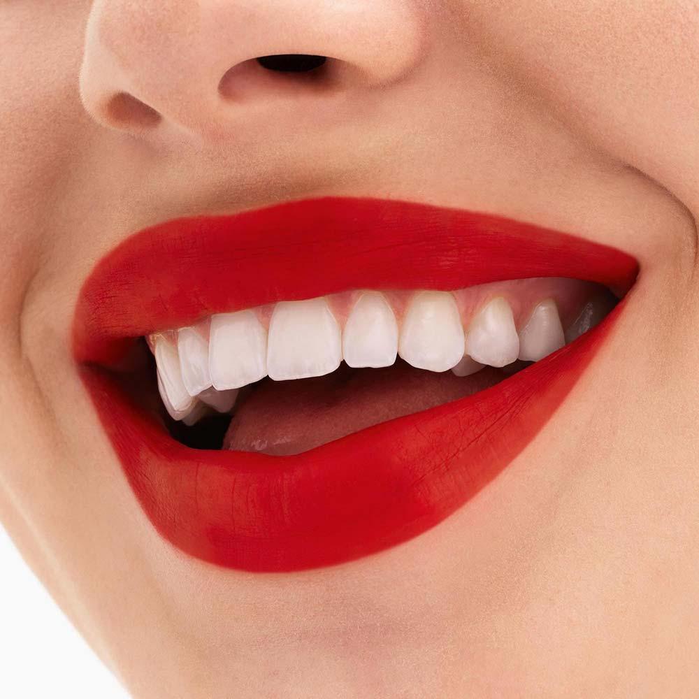 Batom Matte MAC Locked Kiss - 5