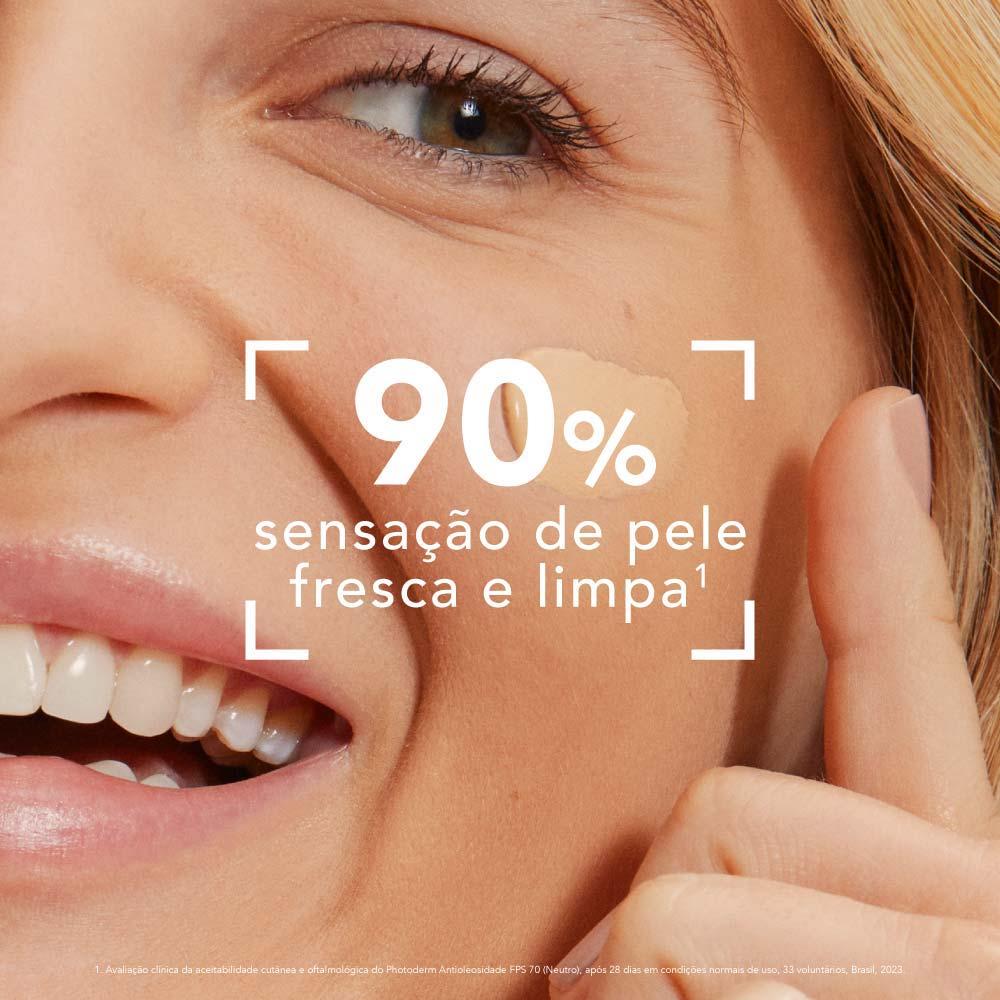Protetor Solar Facial Antioleosidade com Cor Bioderma Photoderm FPS 70 - 3