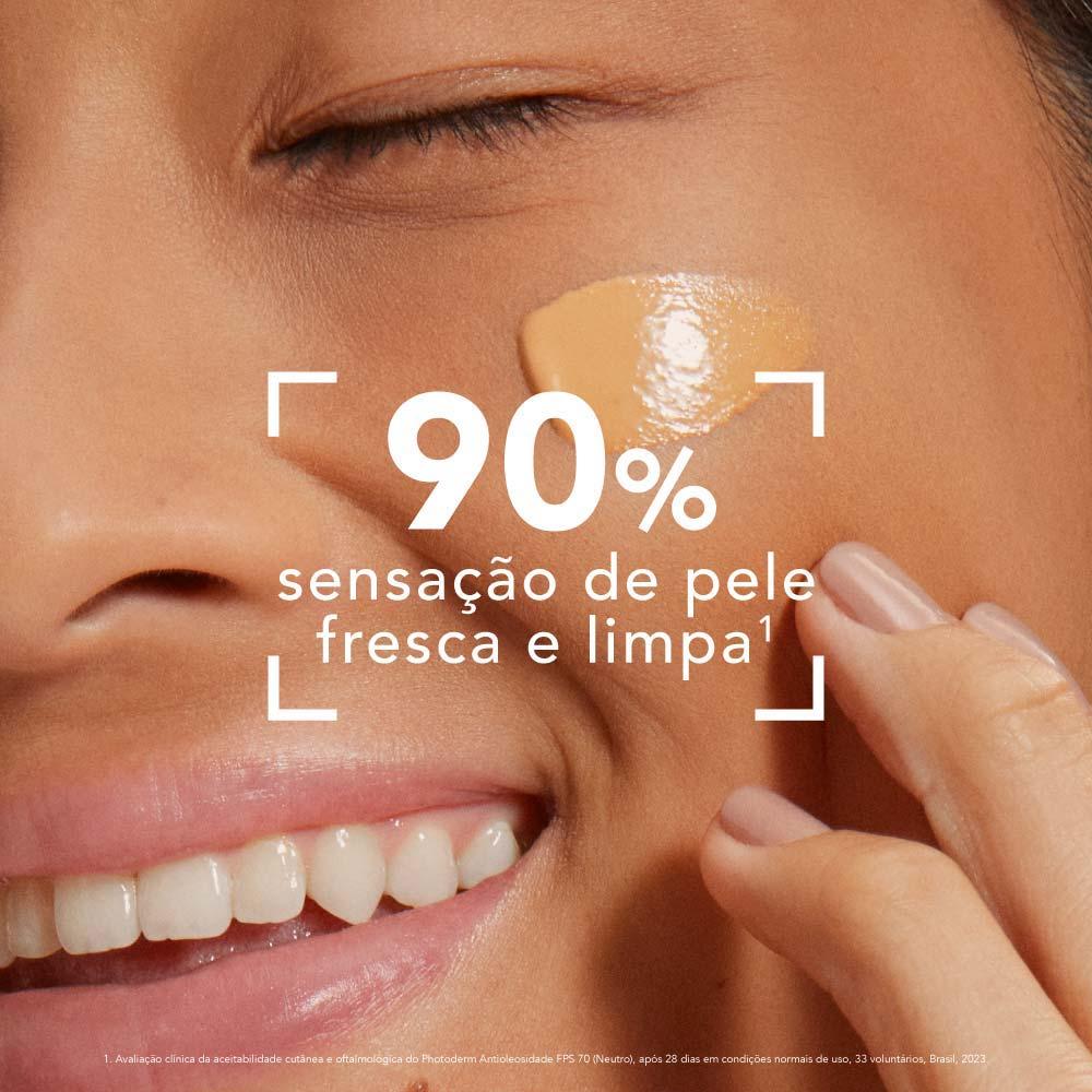 Protetor Solar Facial Antioleosidade com Cor Bioderma Photoderm FPS 70 - 3