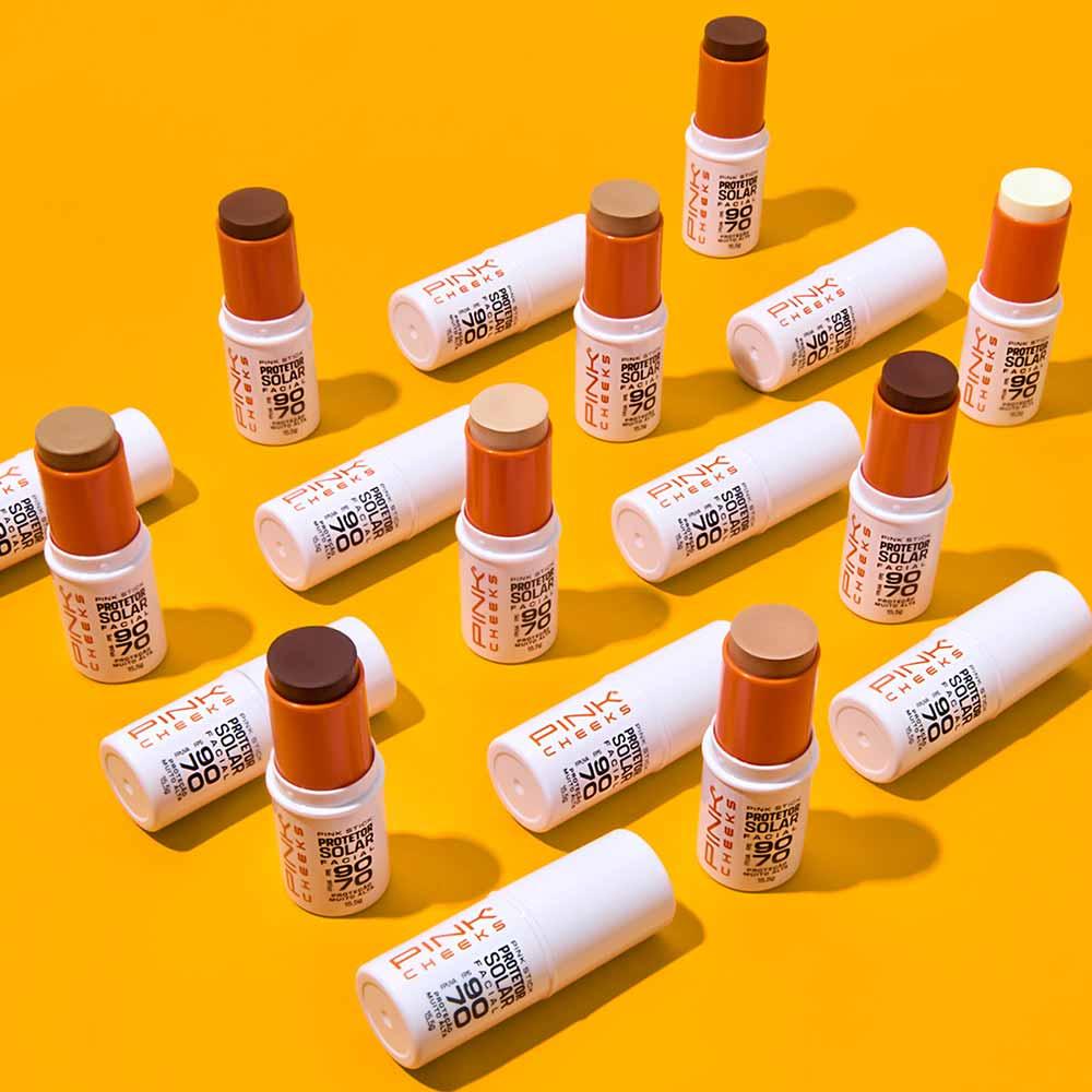Protetor Solar Facial Com Cor Pink Stick FPS90 - 4