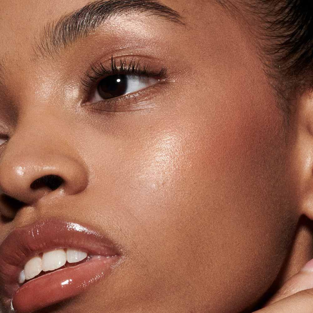 Blush Líquido MAC Strobe Dewy 4,3ml - 5