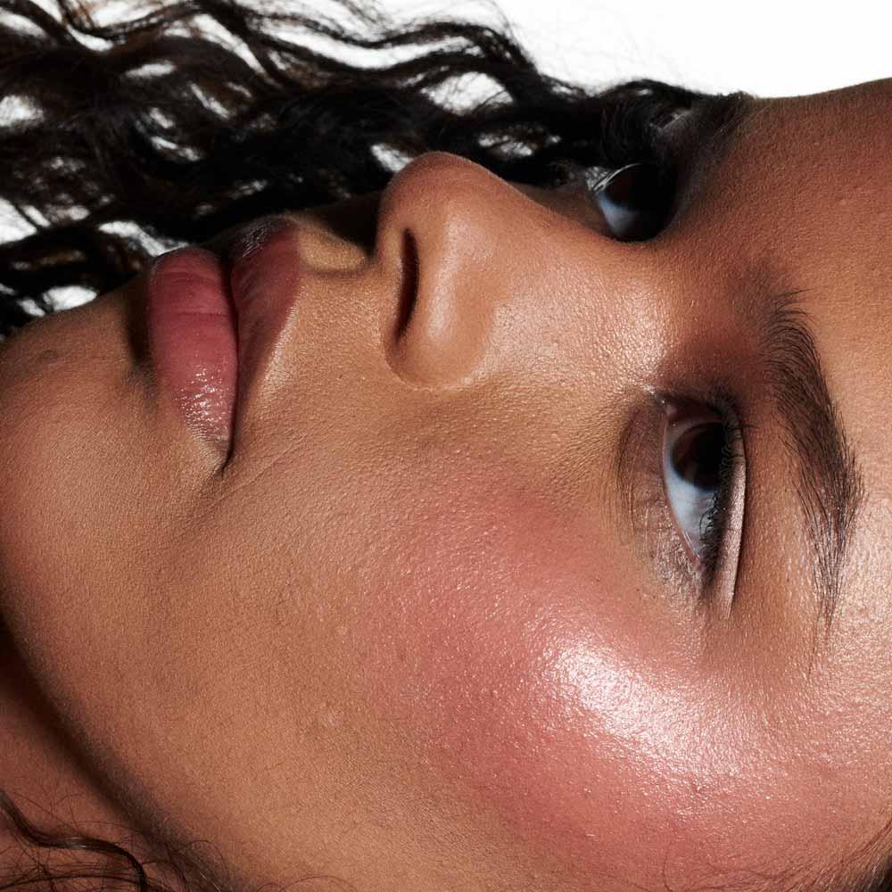 Blush Líquido MAC Strobe Dewy 4,3ml - 5