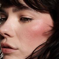 Blush Líquido MAC Strobe Dewy 4,3ml - 6