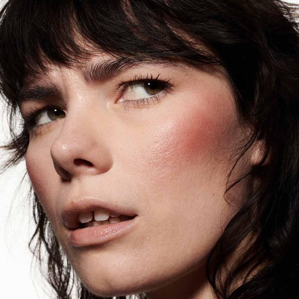 Blush Líquido MAC Strobe Dewy 4,3ml - 6