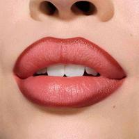 Lapiseira Labial MAC Lipglazer Glossy Liner 0.48g