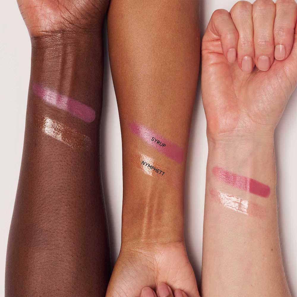 MAC Cosmic Kiss Holiday Kit - Batom + Mini Gloss - 8