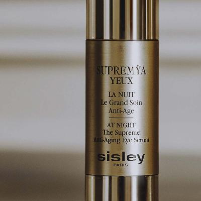 Rejuvenescedor para Área dos Olhos Sisley Supremÿa Yeux La NuitParis