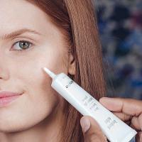 Primer Iluminador Sisley Instant Eclat - 2