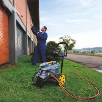 Lavadora de Alta Pressão Tramontina 2100W de Potência e 2300 Psi, Sistema Stop Total - Preta e Amarela - 3