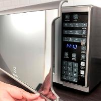 Micro-ondas Electrolux MI41S Inox Espelhado Painel Integrado Função Tira Odor 31 litros - 11