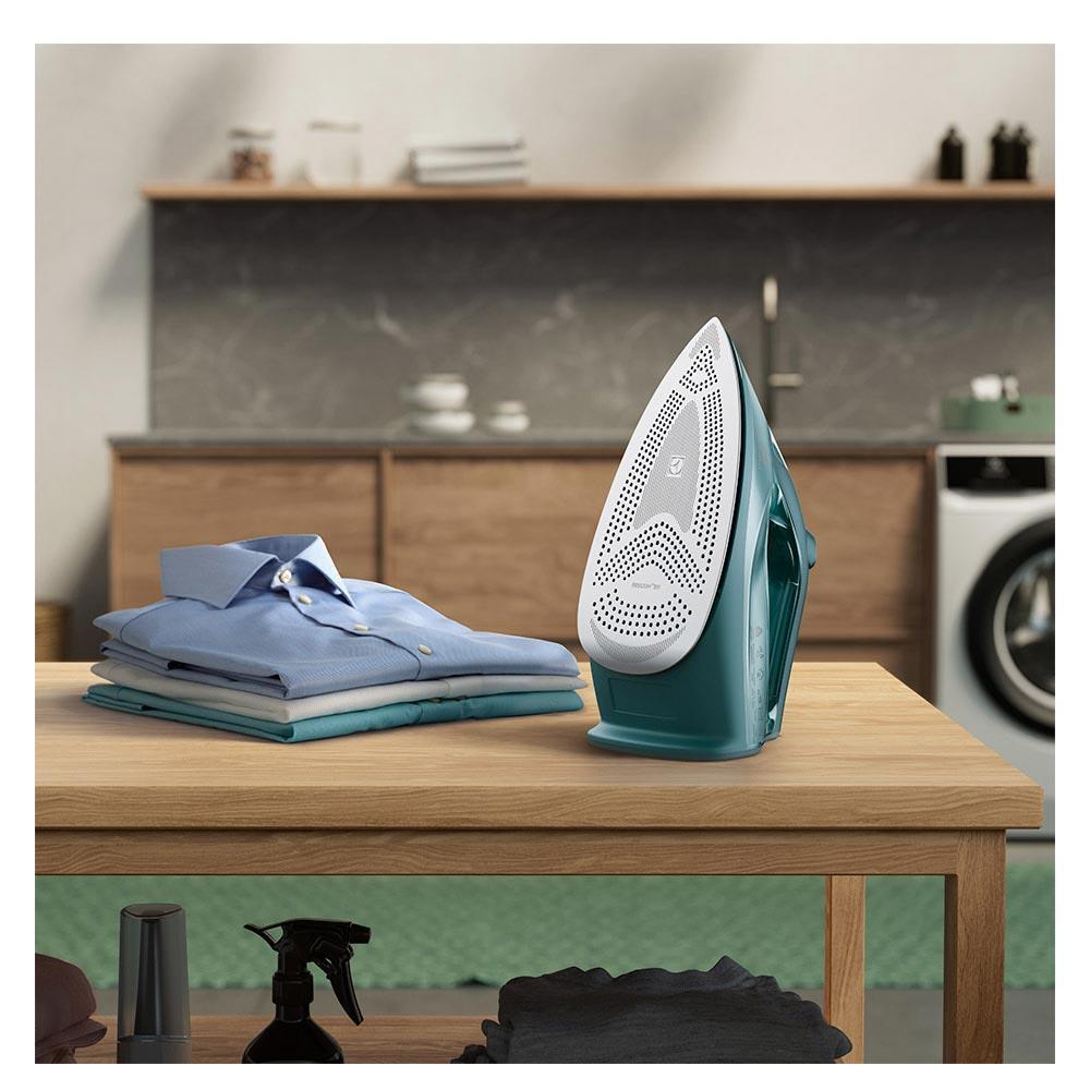 Ferro de Passar a Vapor e a Seco Electrolux Experience Care - ESI80 - 2