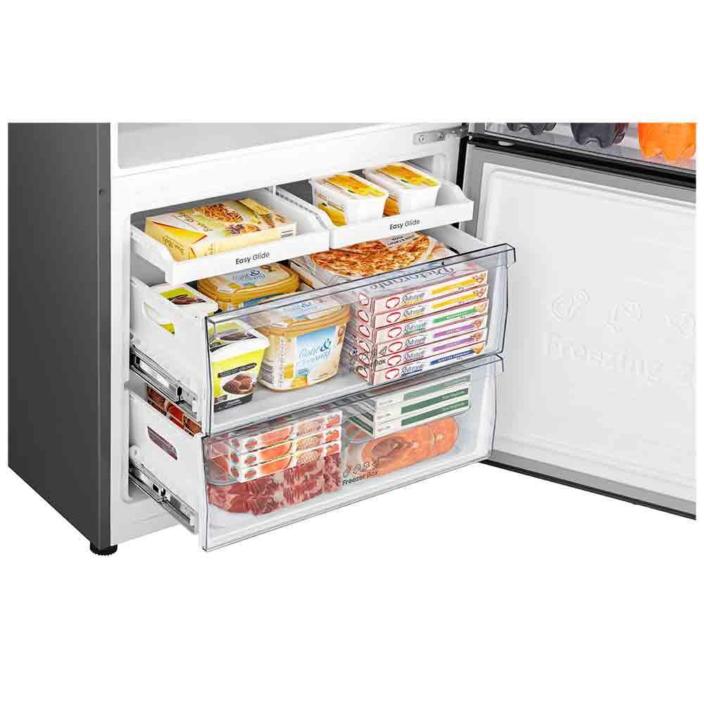 Refrigerador Bottom Freezer Metal Tech Hisense de 02 Portas Frost Free com 499 Litros Inox - RB5P504 - 8