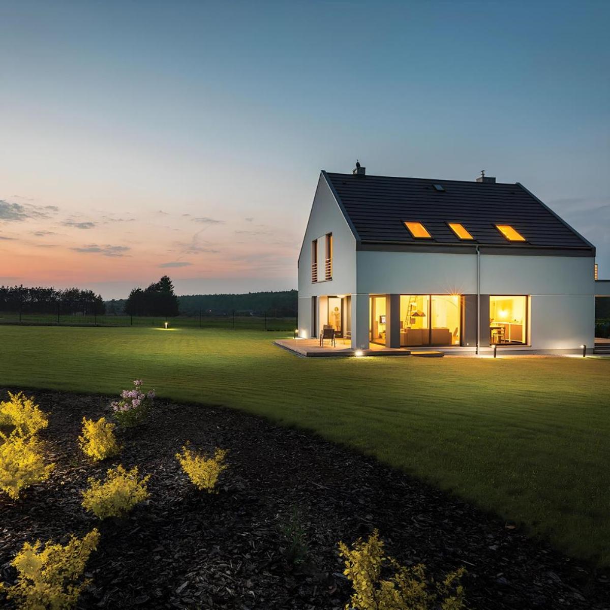 Lâmpada LED AR70 4,8W 2700K Luz Amarela 24° BIV Black+Decker - 5