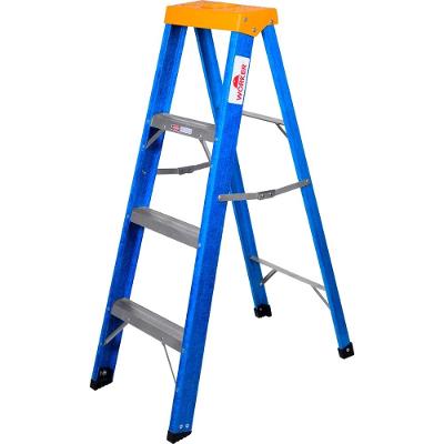 Escada Em Fibra Com 4 Degraus Capacidade 150Kg Worker