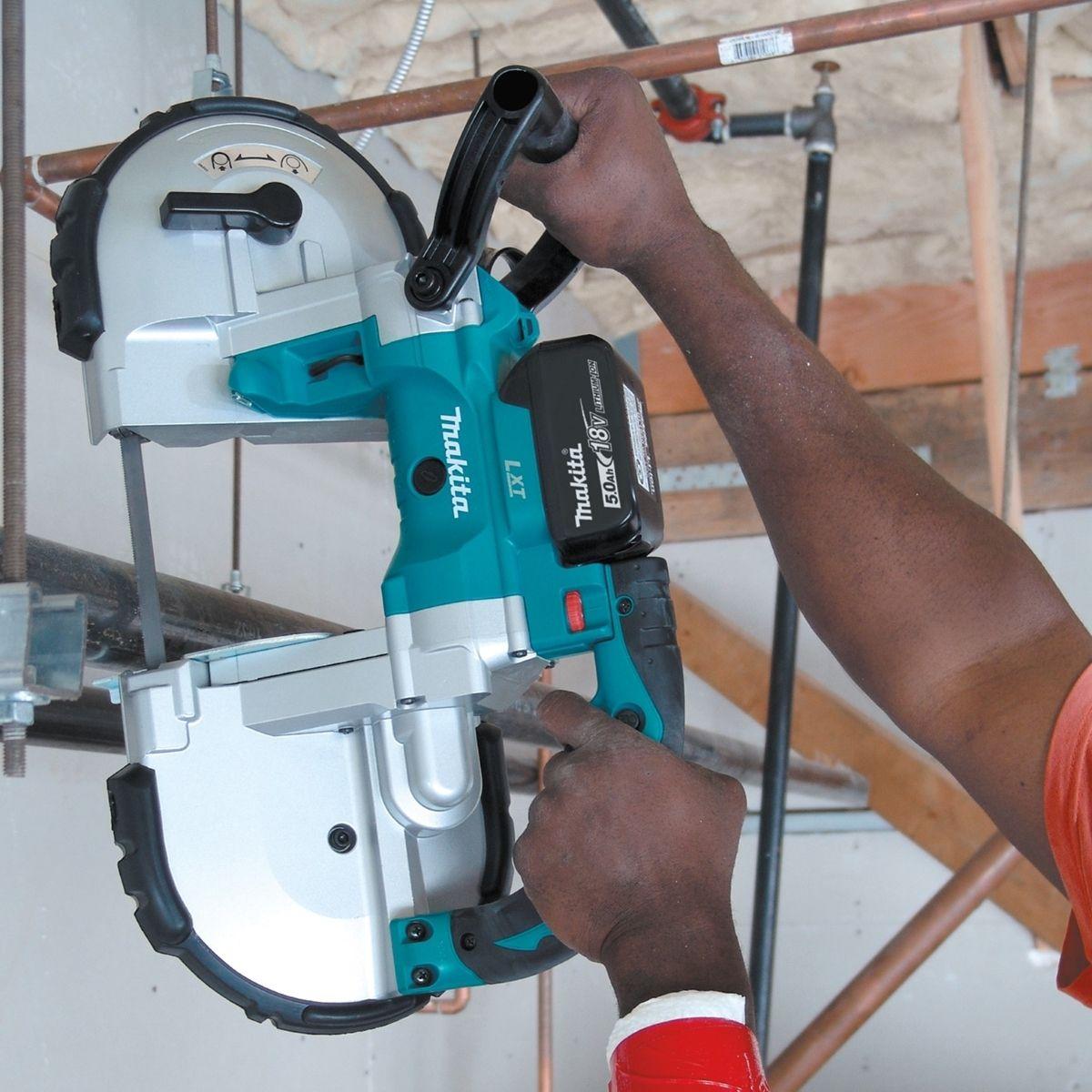 Serra Fita 120Mm Sem Fio 18V Portátil Com 2 Baterias Carregador Maleta Acessórios DPB180RFE Makita - 6