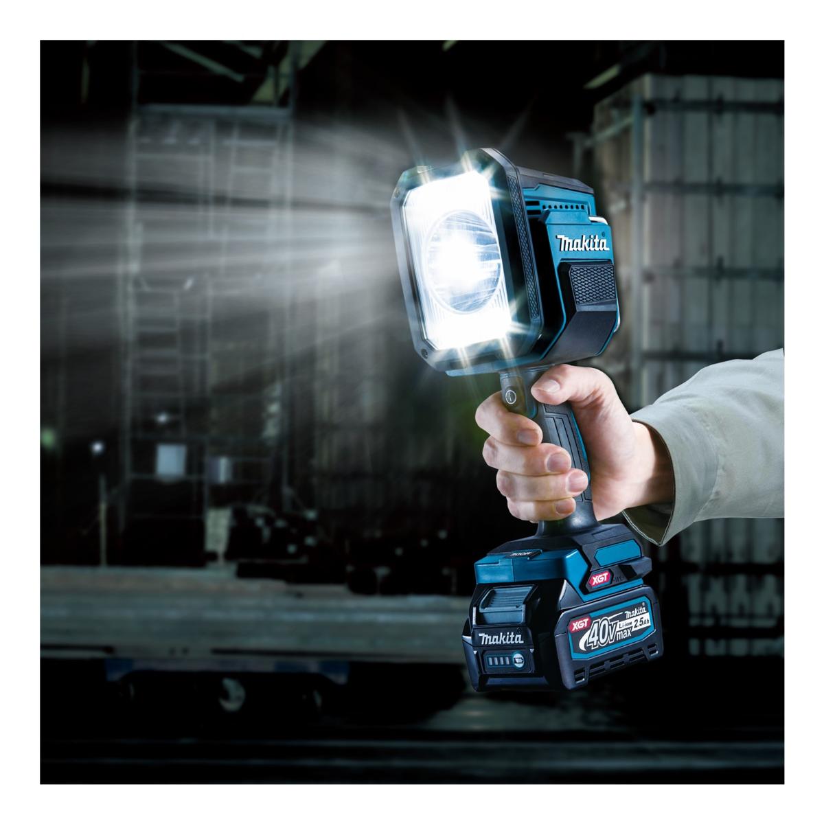 Lanterna Led Xgt 40V 1250 Lumens Sem Bateria Sem Carregador ML007G Makita - 2