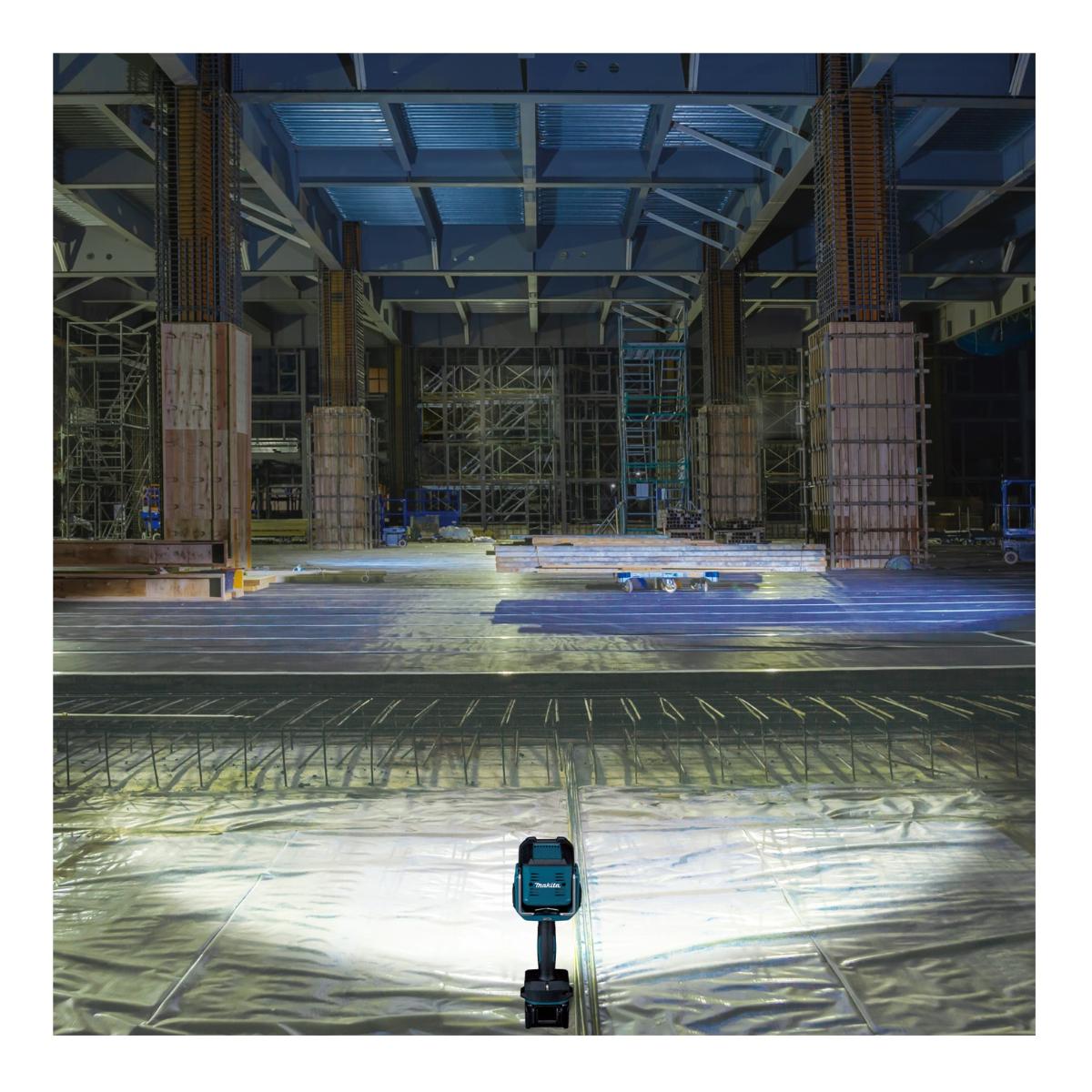 Lanterna Led Xgt 40V 1250 Lumens Sem Bateria Sem Carregador ML007G Makita - 3