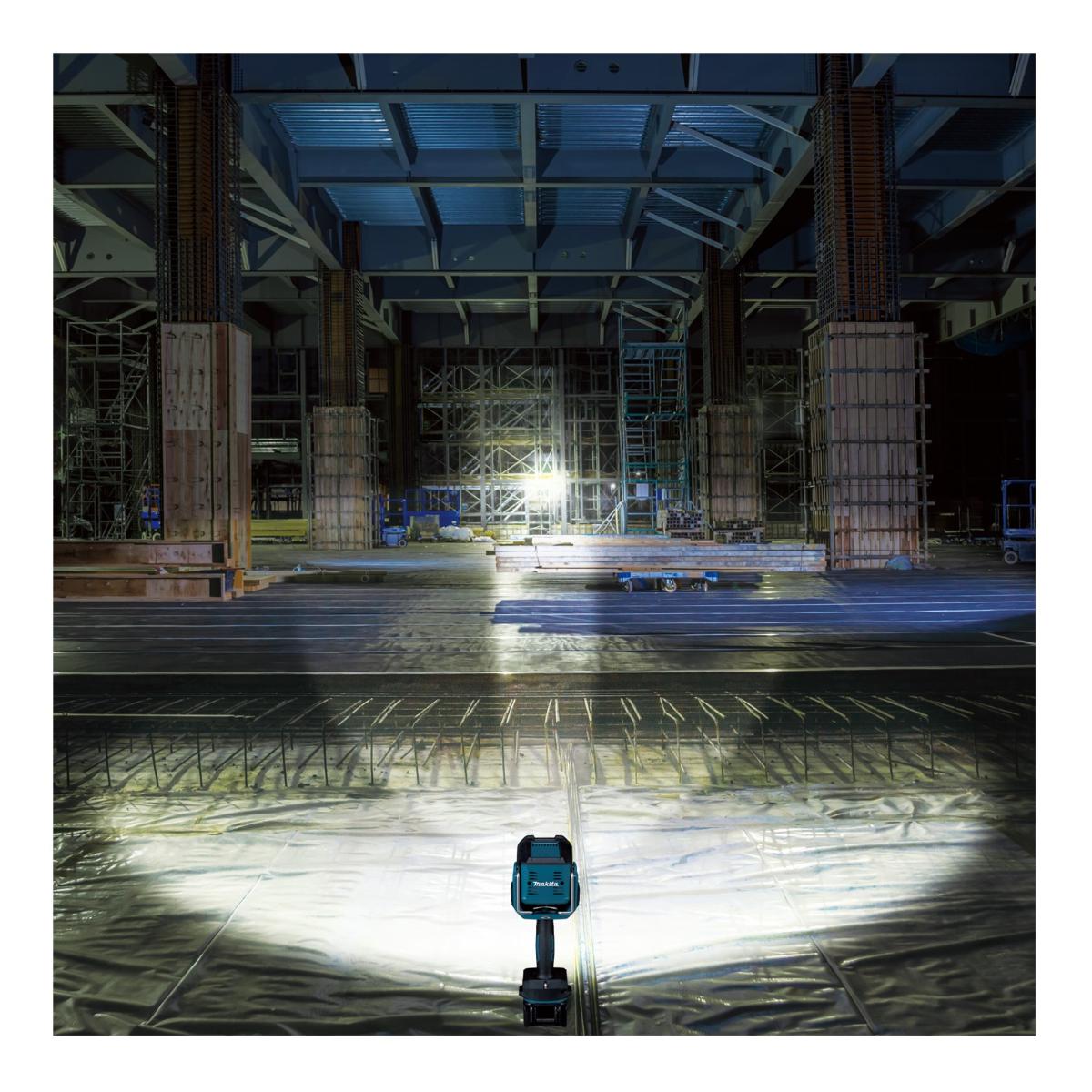 Lanterna Led Xgt 40V 1250 Lumens Sem Bateria Sem Carregador ML007G Makita - 4