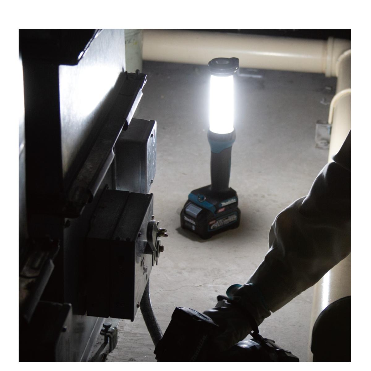 Lanterna Led 1900 lx Sem Bateria Sem Carregador ML002G Makita - 4