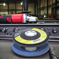 Disco Flap 115 mm G100 Fibra Reto Azul Aço e Inox Tradestar - 3