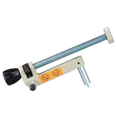 Conjunto Morsa Horizontal Makita 122930-6 para Fixação em Bancada de Serra Esquadria Segurança