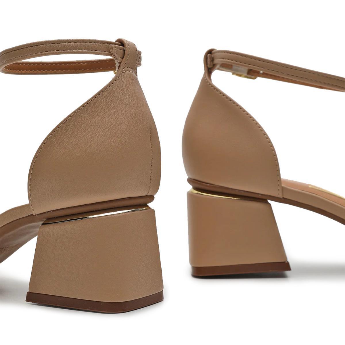 Sandália Vizzano Salto Bloco Detalhe Dourado - Bege - 5