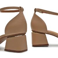 Sandália Vizzano Salto Bloco Detalhe Dourado - Bege - 5