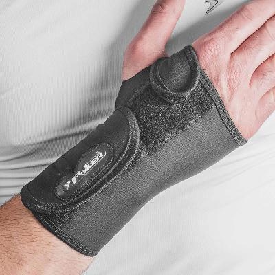 Munhequeira Poker Com Tala Neoprene - Preto