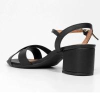 Sandália Vizzano Salto Bloco Médio Feminina - Preto