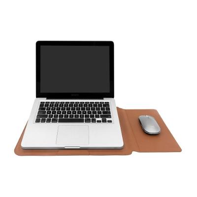 Capa Sleeve com Suporte e Deskpad Marrom para Macbook 16